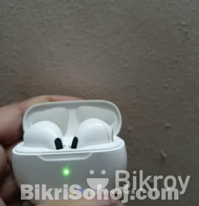 Master Copy AirPods